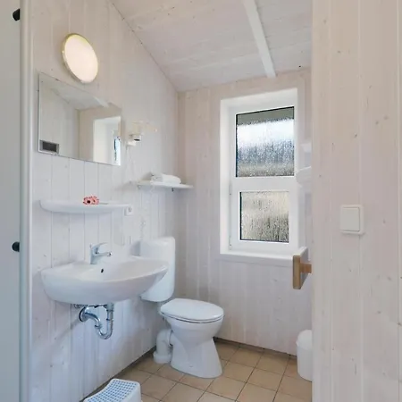 Holiday home Frische Brise 13 - Dorf 2 Priwall